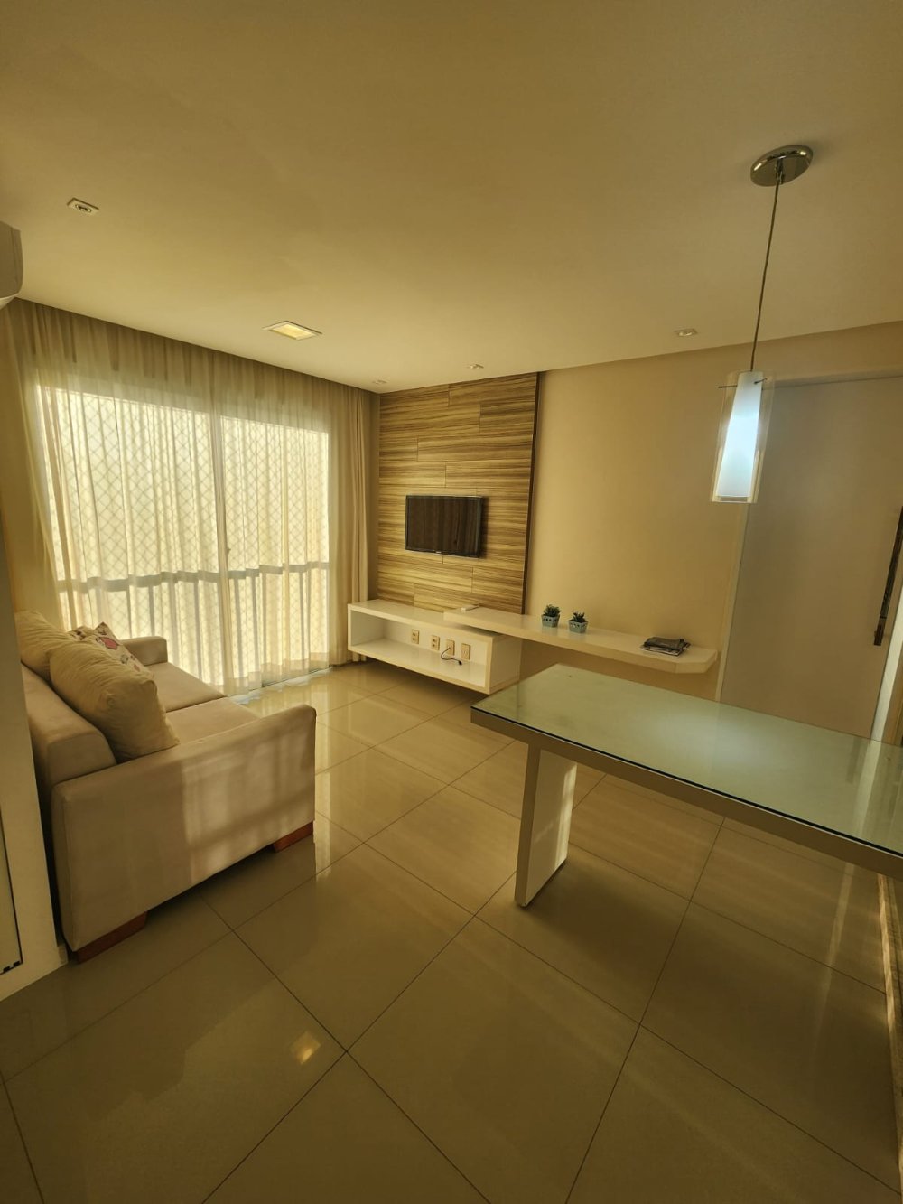 Apartamento - Aluguel - Buraquinho - Lauro de Freitas - BA