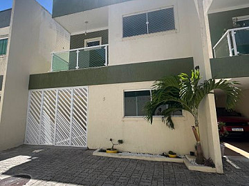 Casa em Condom�nio para Aluguel